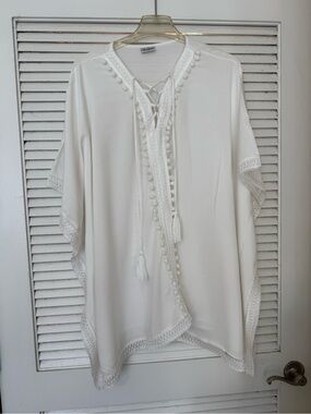 Women’s White Pom-Pom Lace-Trim Swim Coverup Tunic